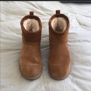 Ugg Mini Chestnut